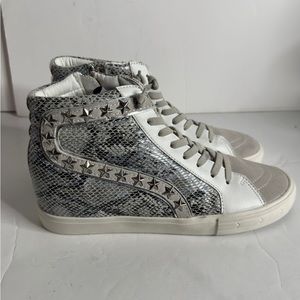 Vintage Havana Cliff Star Studded Snakeskin Embossed Leather High Top Sneakers